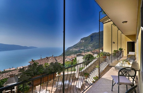 Oldesio Apartamento | Apartamento en una típica piedra natural Rustico con gran vista al lago