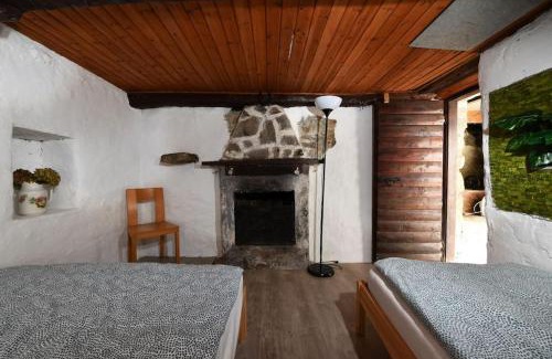 Corippo Chalet De Esquí | Rustico sul fiume Verzasca