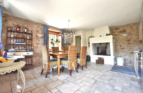 Marciaga Chalet De Esquí | Rustico Villa Marciaga With Pool