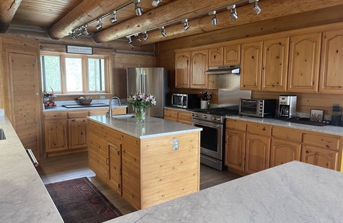 Cameron Casa | Rustling Aspen at J & J Ranch
