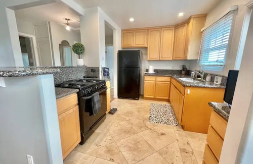 Coastal San Pedro Apartamento | RustlingLeaves.Kg&Qn.2ndFlrGarageLaundry