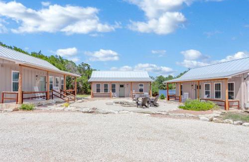 Wimberley Casa | RusTx Ranch Cottage Group 4-6