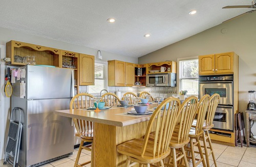 Rutledge Casa | Rutledge Hilltop Home on Cherokee Lake w/ Decks!