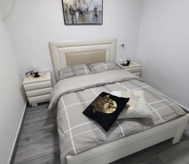Afula Apartamento | RutSuite