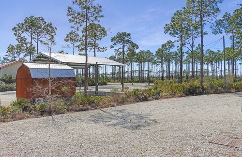 Port St. Joe Alquiler De RV | RV Site, Hookups, Close to Bay ~ Twilights Reach