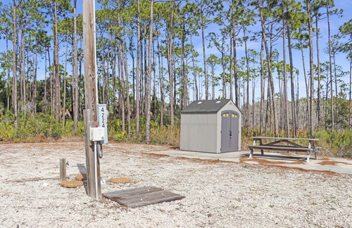 Port St. Joe Alquiler De RV | RV Site, Hookups, Close to Bay ~ Twilights Reach