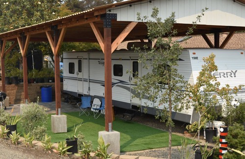 Penngrove Casa | RV Tiny House Rnchette
