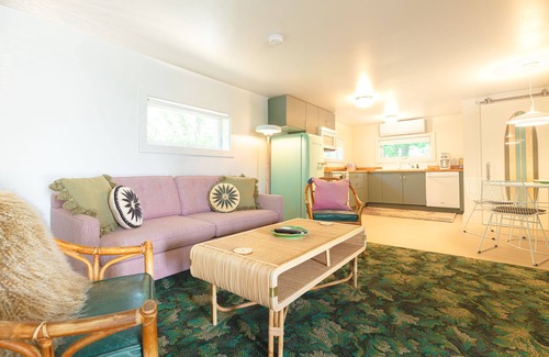 Rye Apartamento | Rye Motor Inn - Deluxe King Studio Apartment - ADULTS ONLY