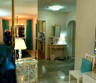 Costa del Sol Apartamento | Rymlig lägenhet för 7,8 persons in Los Boliches, Fuegirola