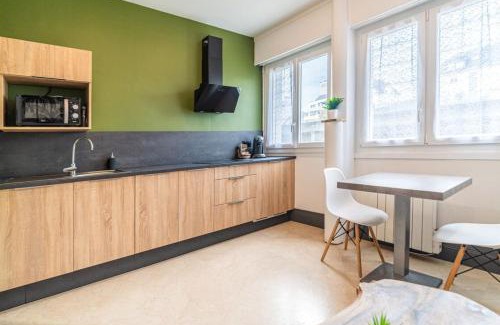 Lorient Apartamento | Séjour en centre-ville - rénové et confortable