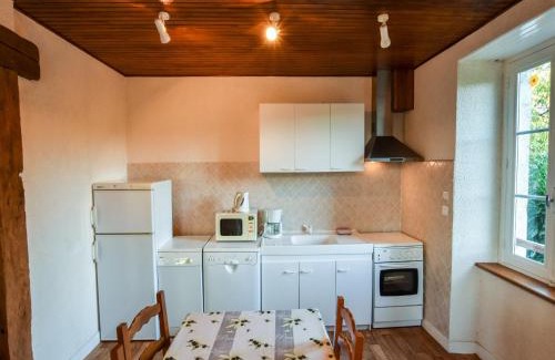 Senezergues Casa | Sénezergues Garden Hideaway
