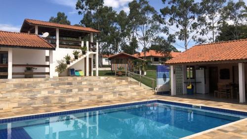 Quadra Casa | Sítio Aconchegante com Piscina e Wi-Fi