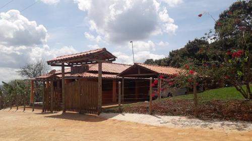 Itambe do Mato Dentro Casa | Sítio, Casa grande, bem espaçosa, em Itambe do Mato Dentro, Cabeça de Boi