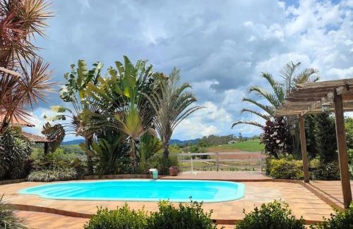 Borda da Mata Casa | Sítio com piscina cercada por belas paisagens