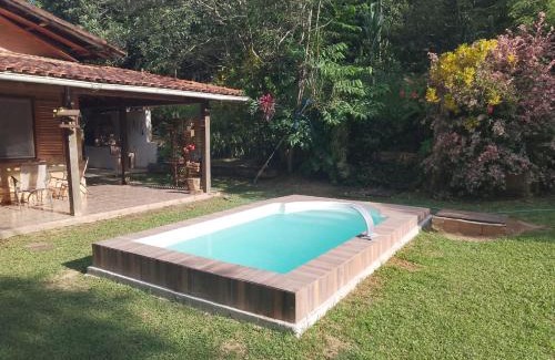 Silva Jardim Casa | Sítio com piscina, na estrada de Aldeia Velha e rio a frente da porteira