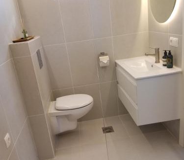 Hraunvellir Apartamento | Söruhús - Cozy Apartment, Hot Tub, Peaceful Nature Setting