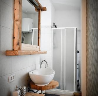 Cassago Brianza Apartamento | Süzà Tourist Apartment relax, nature and comfort