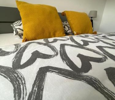 Katowice Apartamento | Słoneczny apartament