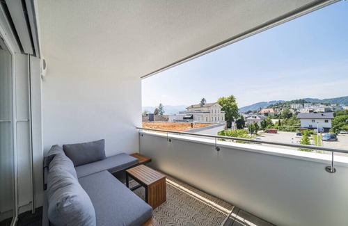 Gmunden Apartamento | S.a.p.p.h.i.r.e |stylish 3 BR AP with balcony