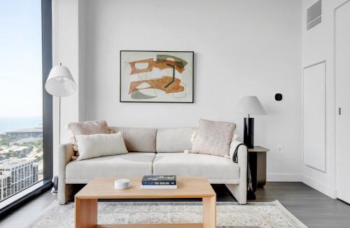 South Loop Apartamento | S Loop Studio w Pool Gym Spa nr Grant Park CHI-739