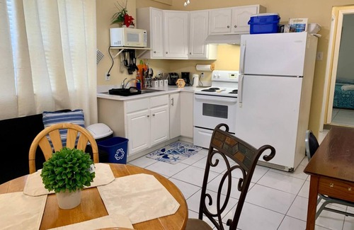 West Bay Apartamento | S1 BP Steps to Beach