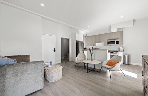 Central Sacramento Apartamento | S19 Resident 201