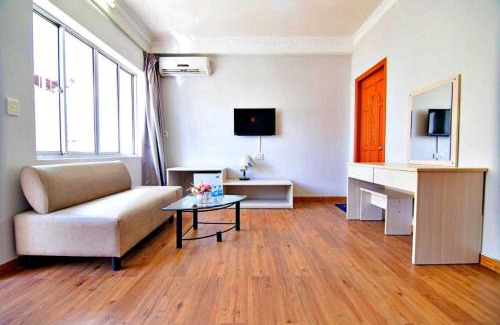 Tan Binh Apartamento | S79 Quynh Giang Airport Hotel