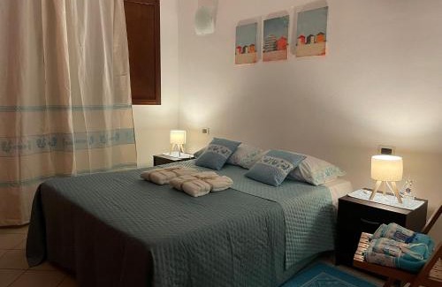 Maddalenedda Casa | Sa domu e su sole