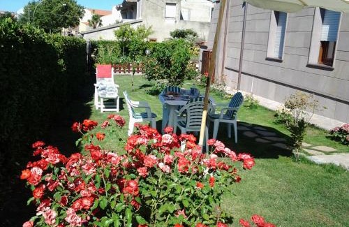 Ittiri Cama Y Desayuno | Sa Mariposa