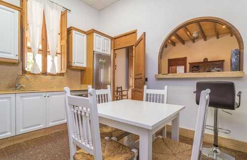 Maria de la Salut Villa | SA VERDERA - Gran casa de pueblo con espectacular patio y piscina privada. WiFi Gratis