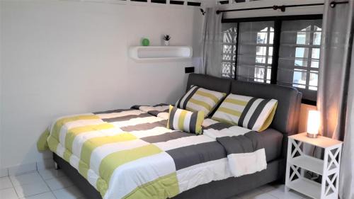 Kampung Padang Matsirat Cama Y Desayuno | Sabandy House B&B