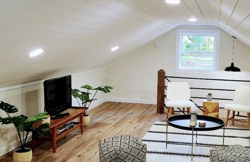 Tracy City Cabina | Sacré-Cœur de Cumberland - Private Cabin on Two Acres