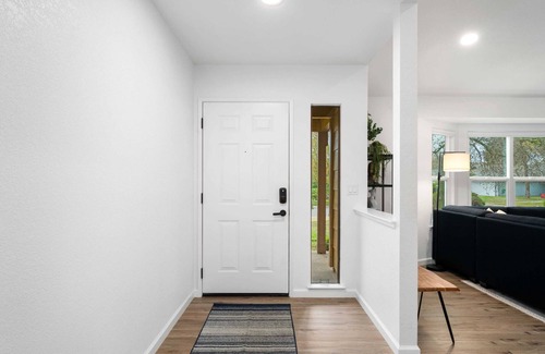 Pleasant Grove Casa | Sacramento Gem w/ Cozy Wood Fireplace, BBQ Grill