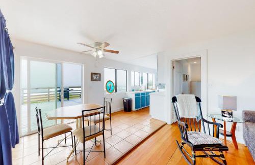 Elk Casa | Saddle Point Ocean View Cottage