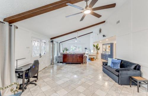 Pasadena Casa | Saddle Up Stay Vacational Home Pool Tennis Court & TV Projector!