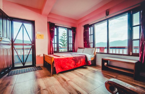 Pokhara Hotel | Sadhana Yoga Retreat Centre