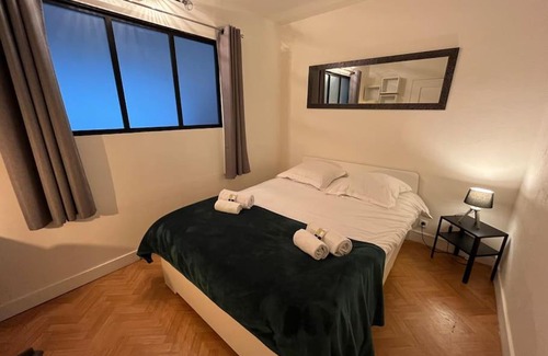Folie-Couvrechef Apartamento | Sador, Joli appt proche mémorial de Caen