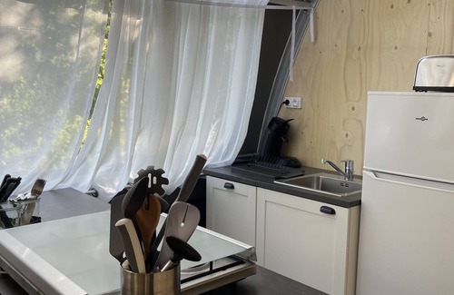 Saint-Constant-Fournoules Cabina | Safari Big Oak XXL