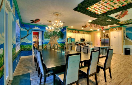 Kissimmee Casa | SAFARI SPORTS WONDER TRIPLE LISTING, sleeps 120