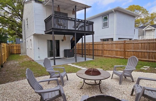 Terrace Park Casa | Safari Vibes – Near Busch Gardens, USF & Hard Rock Casino - 6 Guests