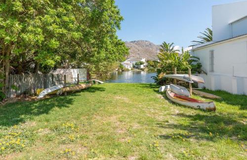 Marina da Gama Casa | Safe, Accessible Venue Near Muizenberg for Accommodation and Events