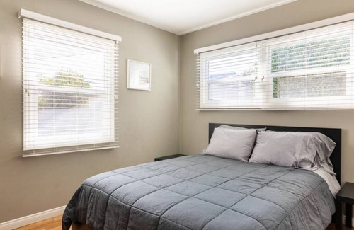 West Covina Casa | Safe Neighborhood-3bdr,1.5bath Next to Everything!