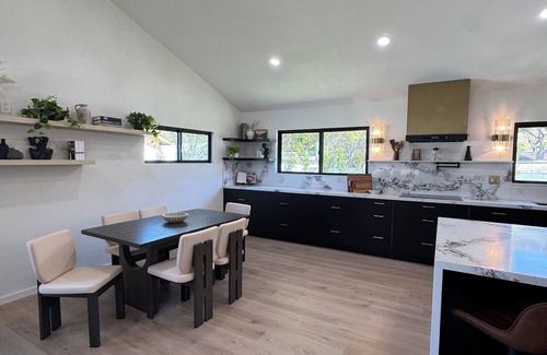 Thousand Oaks Casa | Safe neighborhood Charming 3-bedroom house with AC, WiFi in Thousand Oaks