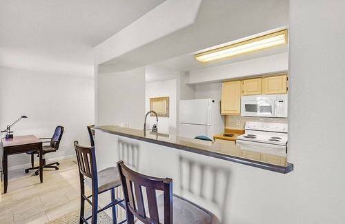 Silverado Ranch Condominio | Safe Privately gated fully furnished 1 bedroom, 1 bath, Condo in prime location!