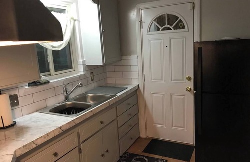 Detroit Casa | Safe&quiet. DwtnDetroit-15’, AscensionHospital-5'