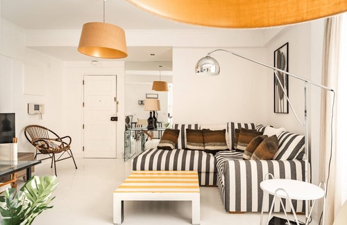 Penha de Franca Apartamento | Saffron Apartment, Wifi, Garage !new!