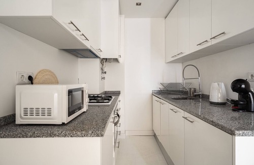 Penha de Franca Apartamento | Saffron Apartment, Wifi, Garage !new!