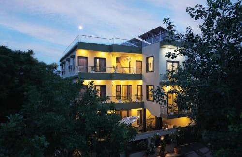Vrindavan Casa | SaffronStays Aaramya Dham