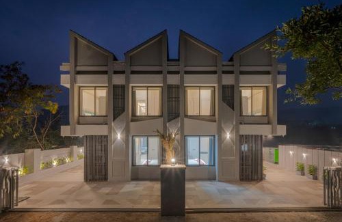 Kadadhe Villa | SaffronStays Prisma Luxury 8 bedroom Villa with Pool in Lonavala