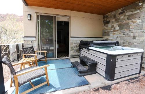 Moab South Valley Casa | Sage Creek E3 in Moab with Private Hot Tub and Community Pool